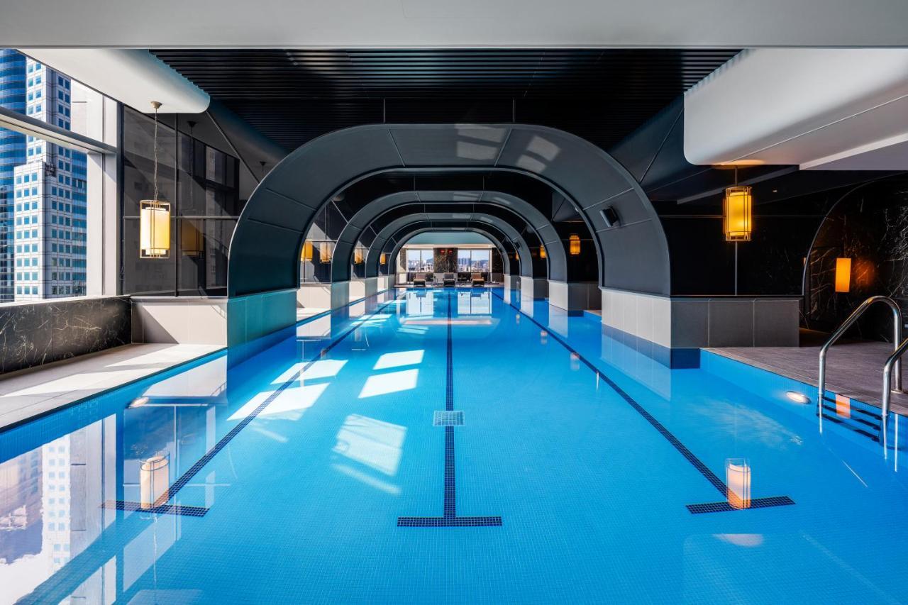 ホテル Intercontinental Kaohsiung By Ihg エクステリア 写真 The pool at the Mandarin Oriental, Munich