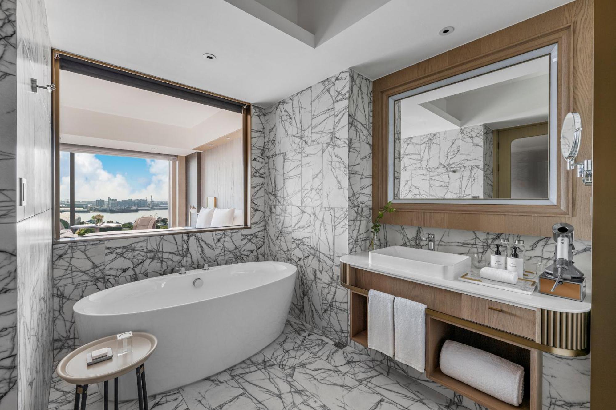 ホテル Intercontinental Kaohsiung By Ihg 部屋 写真 Bathroom